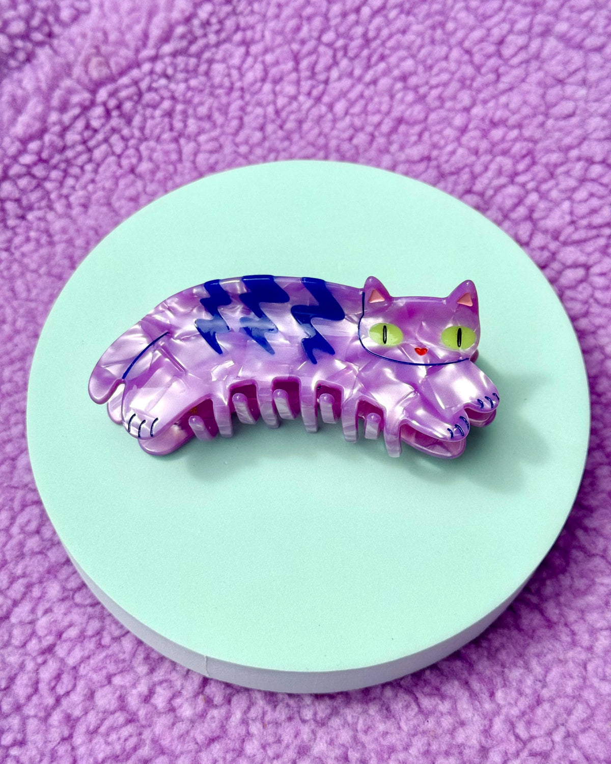 Purple Tabby Cat Hair Claw